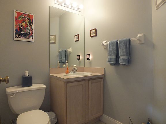 5th image of 272 Prince William Ct
