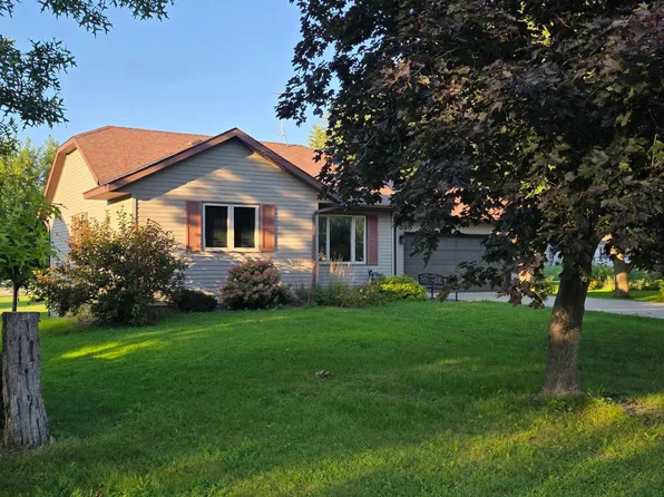 330 Arglen Dr, Owatonna, MN 55060