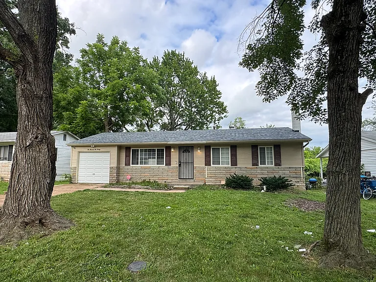 10120 Cavalier Ct — Photo 1