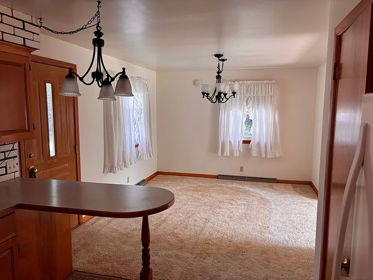 10470 Valleydale St SE — Photo 5