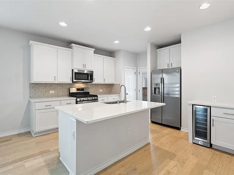 4809 Plum Peach Bnd — Photo 3