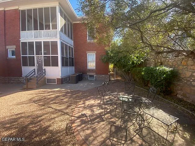 321 W Rio Grande Ave — Photo 48