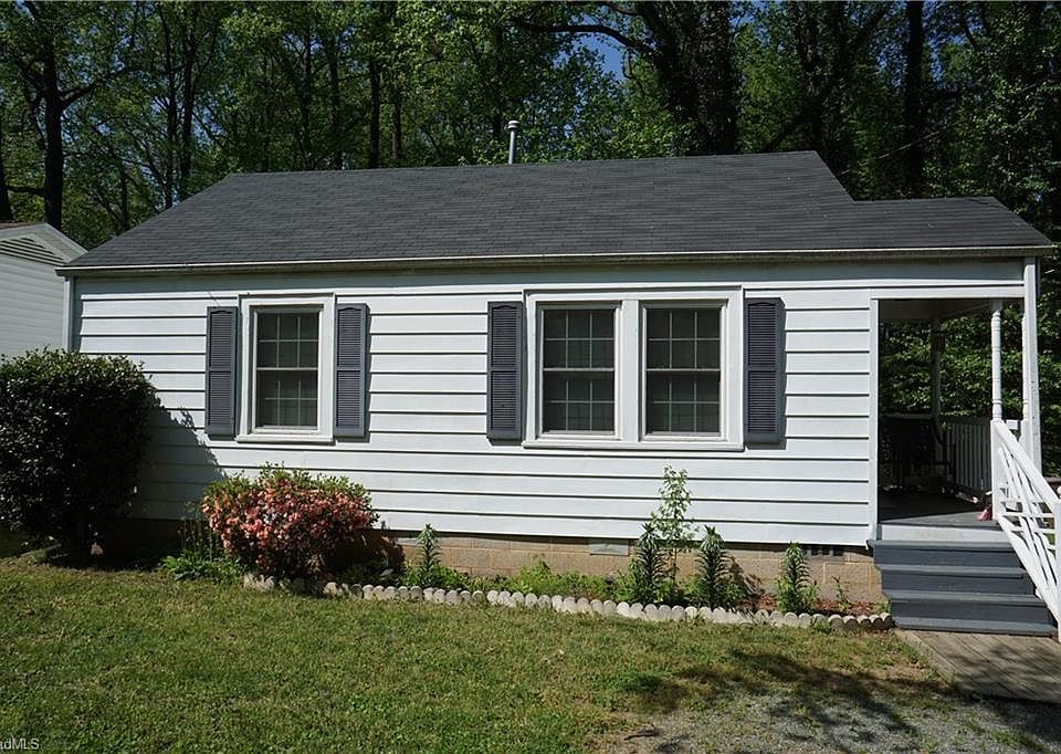 2nd image of 3850 Green Point Dr