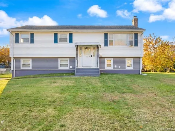 29 Donna Drive, Groton, CT 06340
