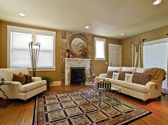 Spacious living room with fireplace