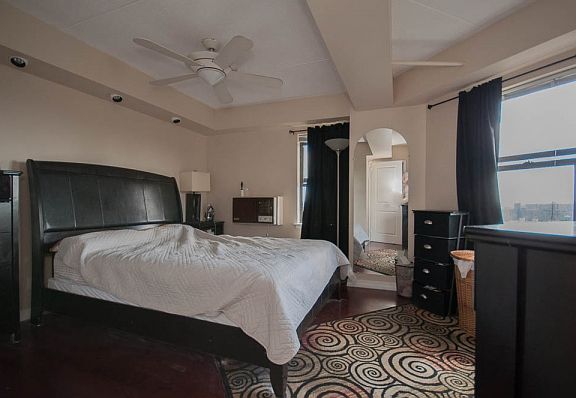 4th image of 300 Cathedral Pkwy #16E