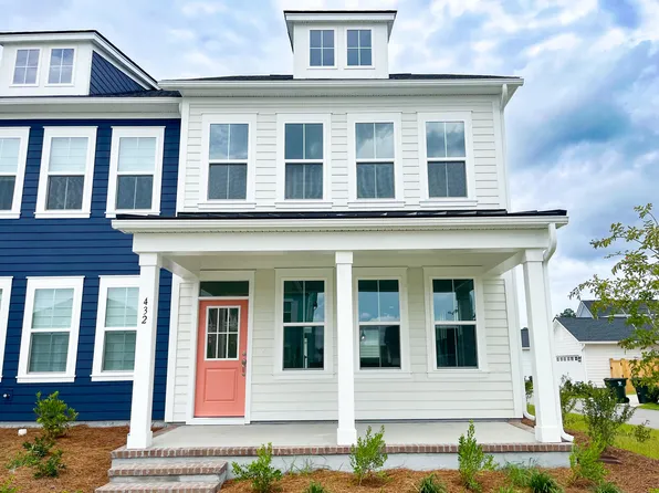 432 Swaying Pine Ln, Summerville, SC 29486