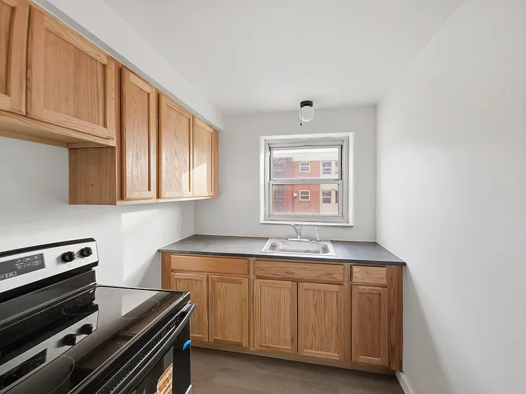 310 N Mercer St #5 — Photo 7