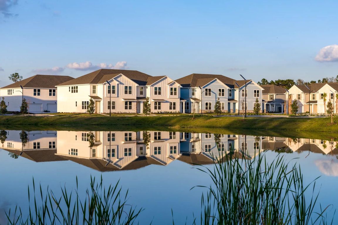 Find your dream townhome and experience the best of Kissimmee living.