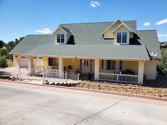 3rd image of 2464 Blueridge Cir