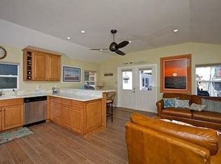 723 San Rafael Pl, San Diego, CA 92109