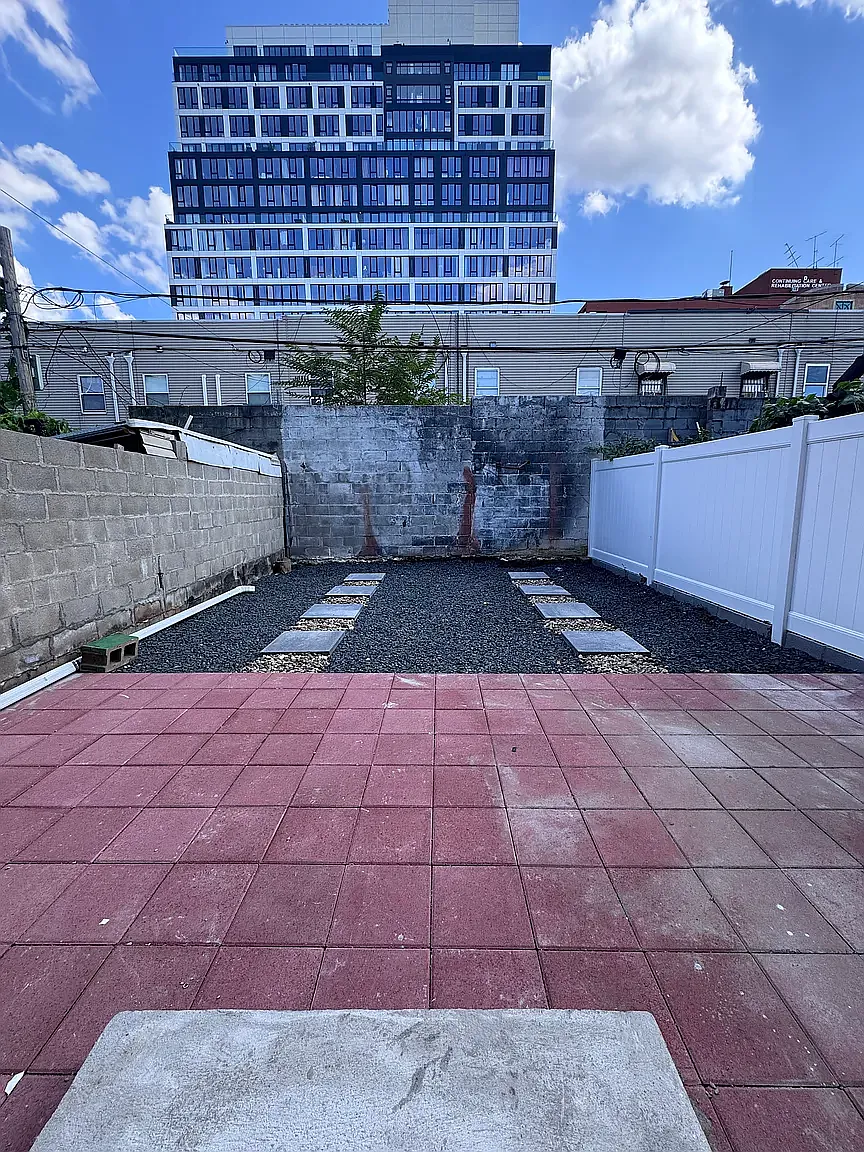 1242 Myrtle Avenue — Photo 4