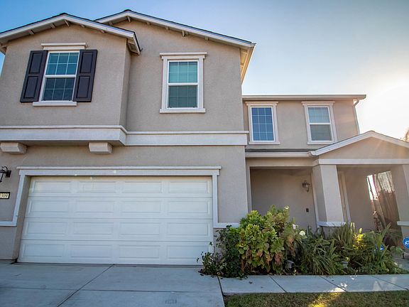 3rd image of 2309 W Flagstaff Ct
