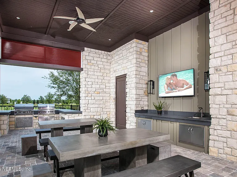 19 Bolsana Ct — Photo 23