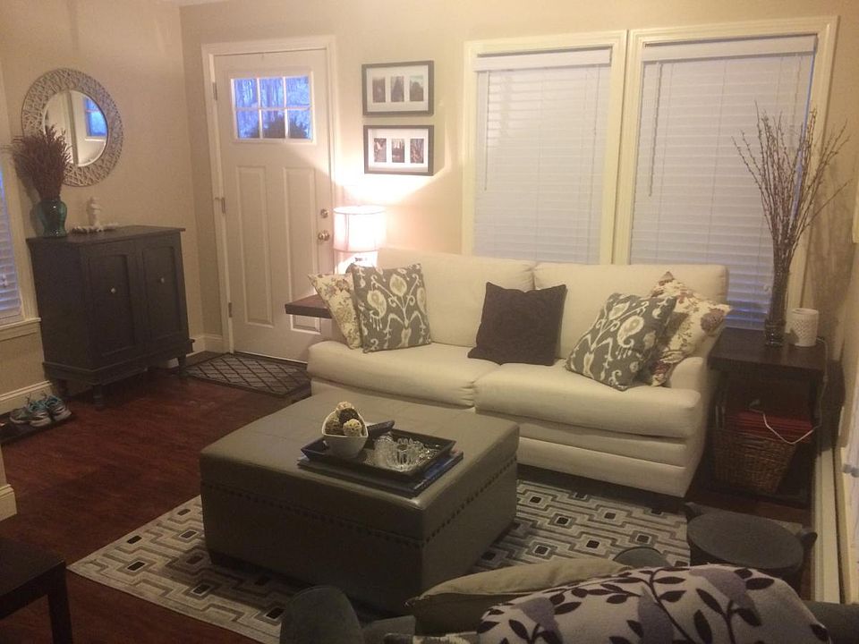 2nd image of 7 Cottage Ave #1
