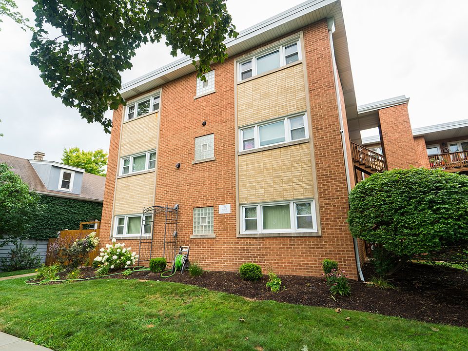 1st image of 6044 N Melvina Ave APT 3