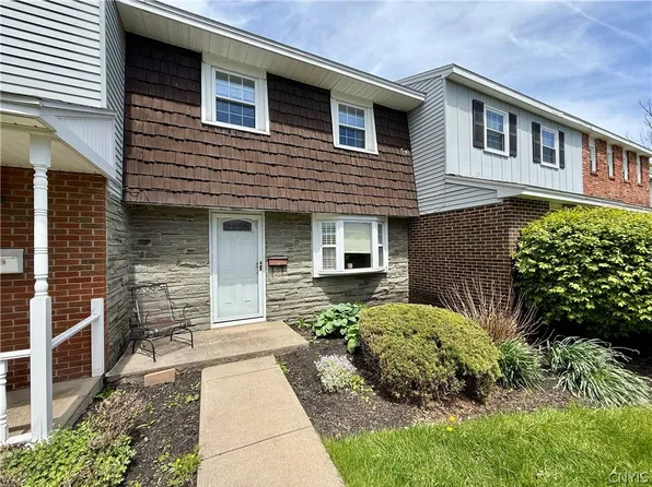 207 Highbridge St APT 9, Fayetteville, NY 13066