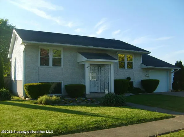 107 Donny Dr, Taylor, PA 18517