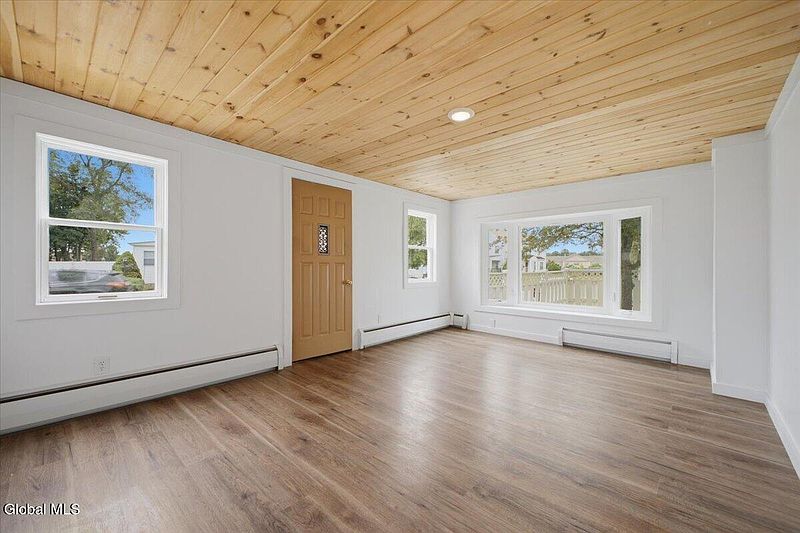 5th image of 38 Harrison Avenue