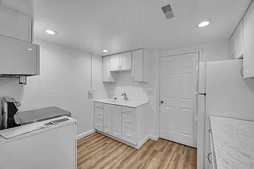 Floor plan Basement Apt