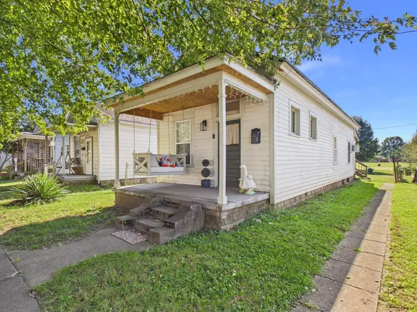 1412 S 9th St, Ironton, OH 45638