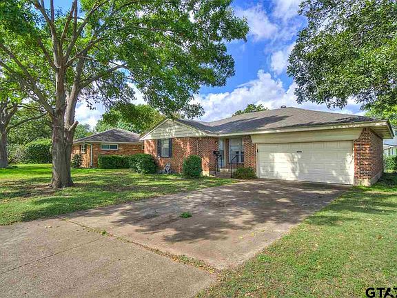 4th image of 8585 Sweetwater Dr