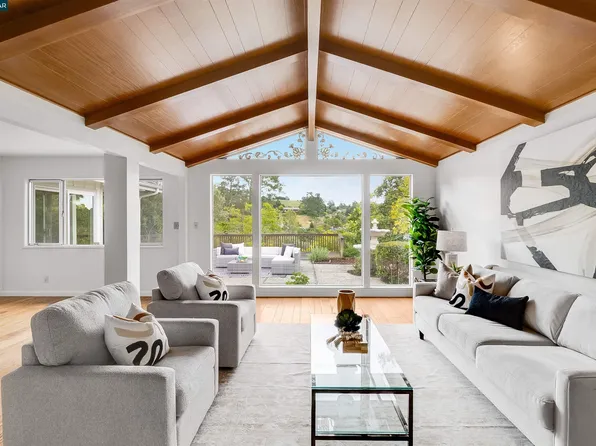 61 Sullivan Dr, Moraga, CA 94556
