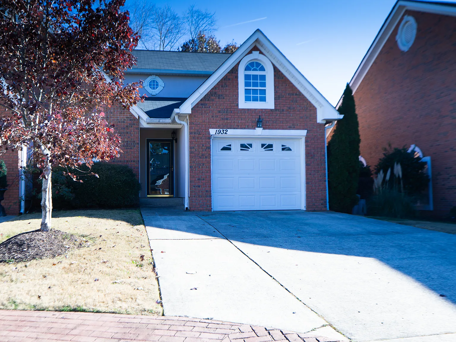 3 bed, 1449 sqft, $1,895 — Photo 1