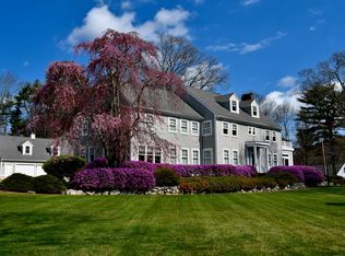 548 First Parish Rd, Scituate, MA 02066