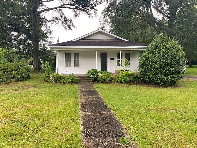 1st image of 902 Louisiana Ave
