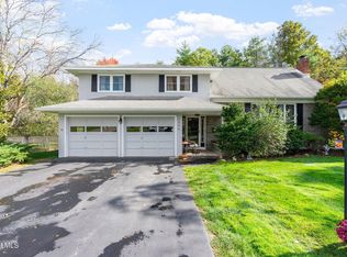 1226 Hempstead Rd, Niskayuna, NY 12309