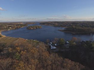 5 Merrill St, Amesbury, MA 01913