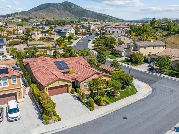 32746 Quiet Trail Dr, Winchester, CA 92596