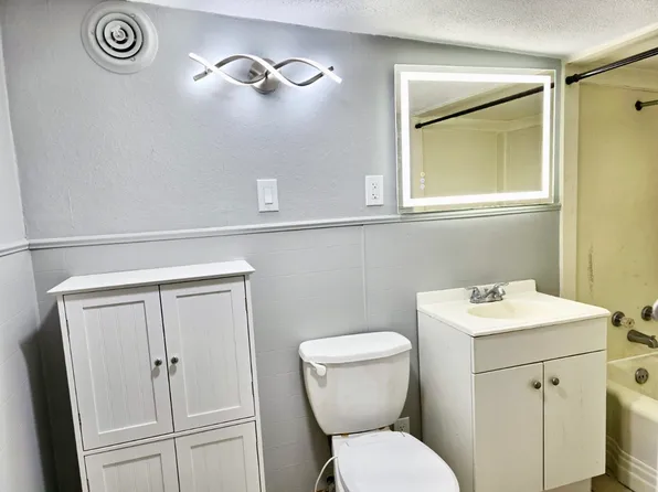 68 La Force Pl #2, Buffalo, NY 14207