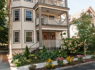 35 Exeter St #3, Providence, RI 02906