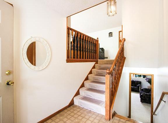 4th image of 873 Westwind Dr