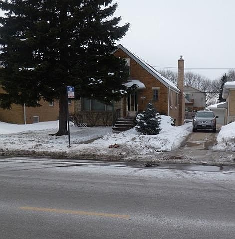 1st image of 4928 N Nagle Ave