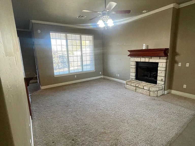 3205 SE 33rd St — Photo 5