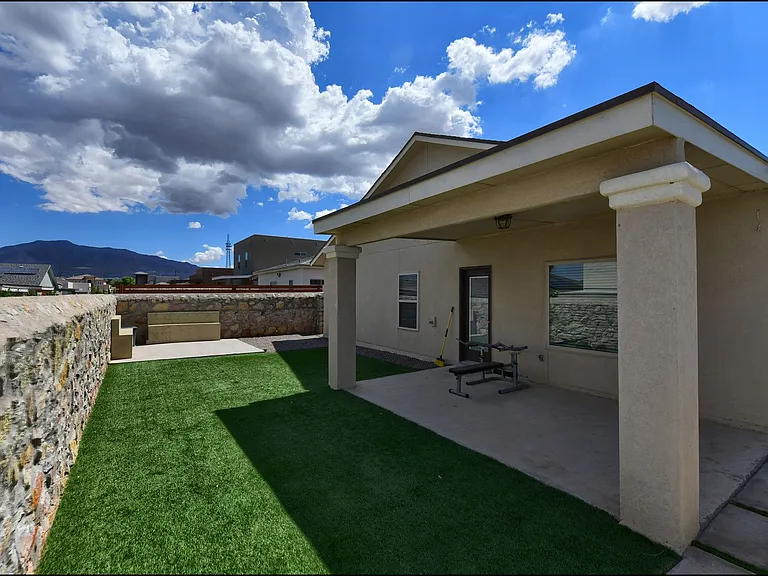 221 Jennice Cir — Photo 44