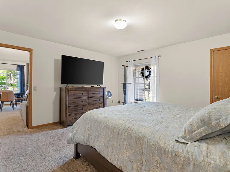 3225 Stonecreek Dr #1 — Photo 15