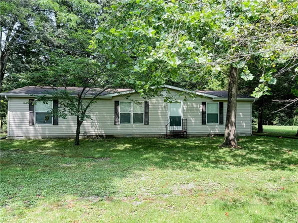 10515 N 800th St, Martinsville, IL 62442