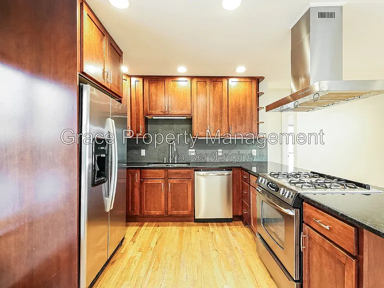 3075 N Dahlia St — Photo 7