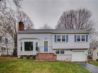 23 Allene Dr, Hamden, CT 06517