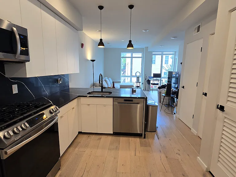 73 Irving St #101 — Photo 1
