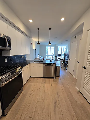 73 Irving St #101 Photo 1