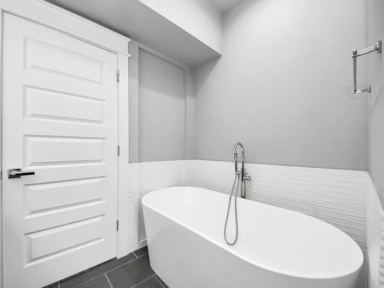 425 Gregg St — Photo 27