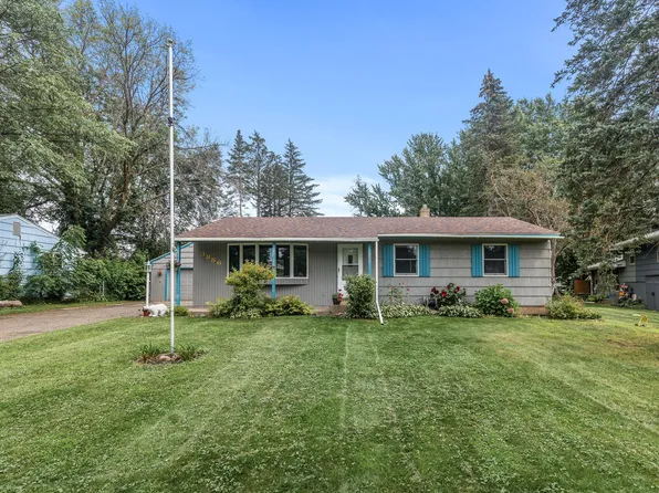 3886 McKnight Rd N, White Bear Lake, MN 55110