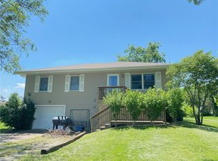 904 S High St, Butler, MO 64730