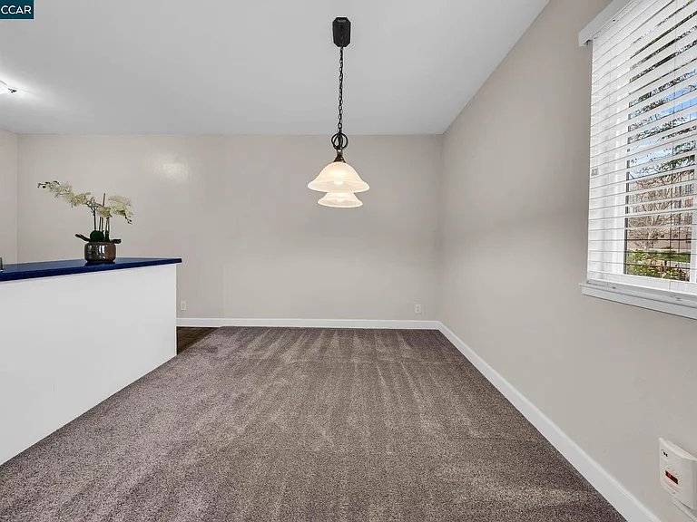 1812 Cole Ave #4 — Photo 12