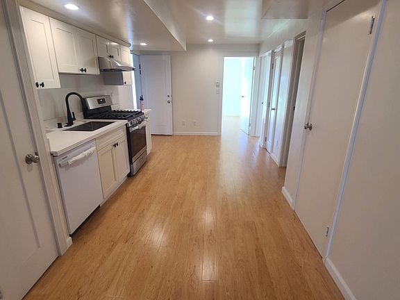 3rd image of 2480 38th Ave #A